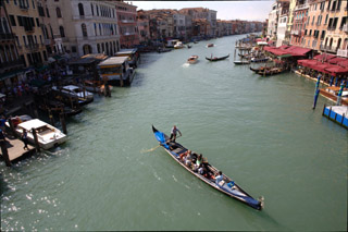Венеция, вид с моста Риальто